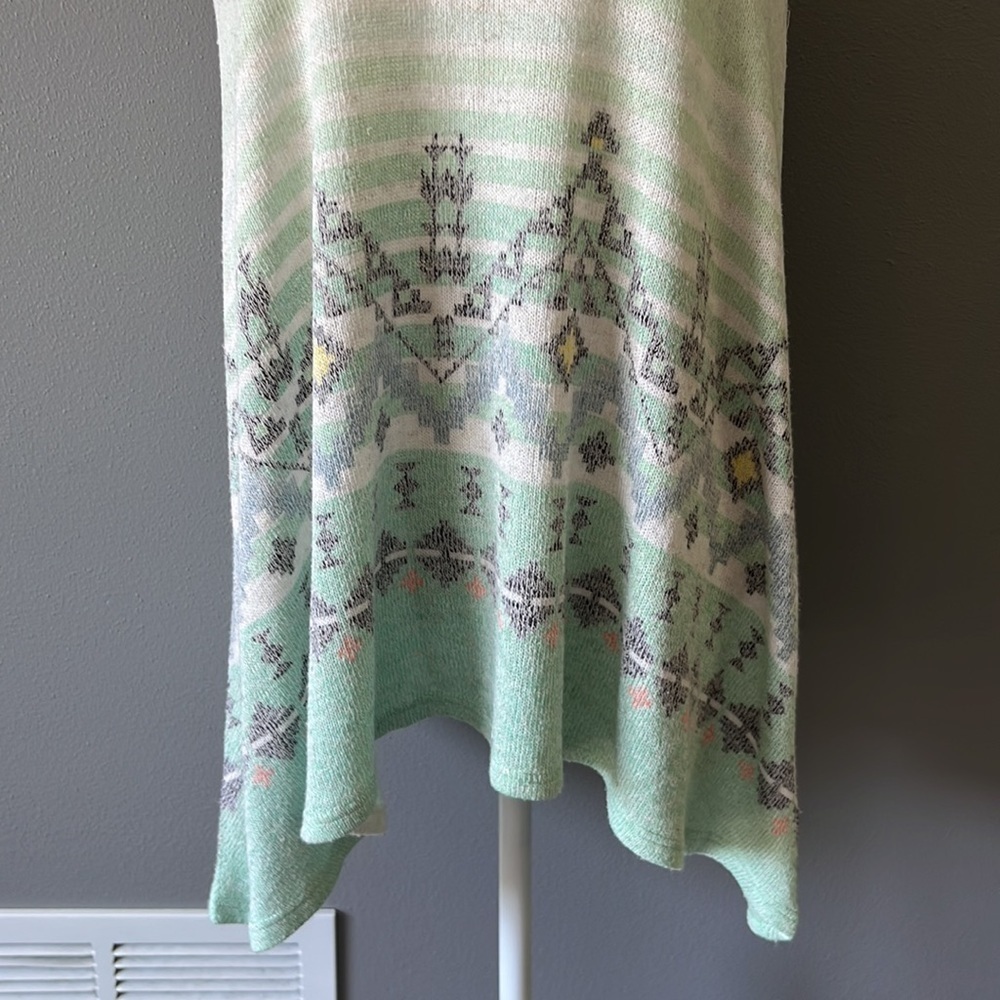 Blu Pepper Knit Racerback Tank Tunic Top Aztec Print - Picture 3 of 8